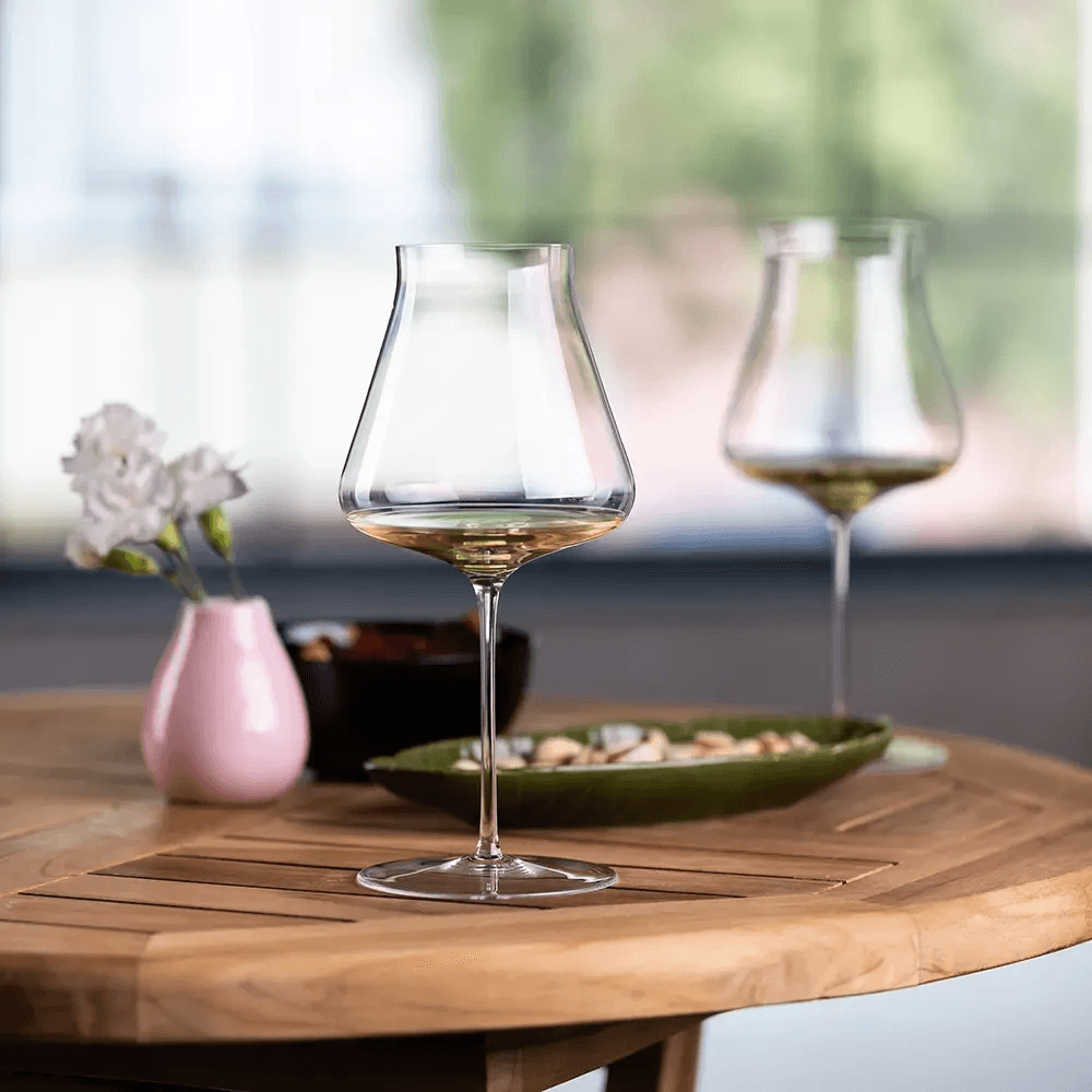 Lady White Wine Glass view 3